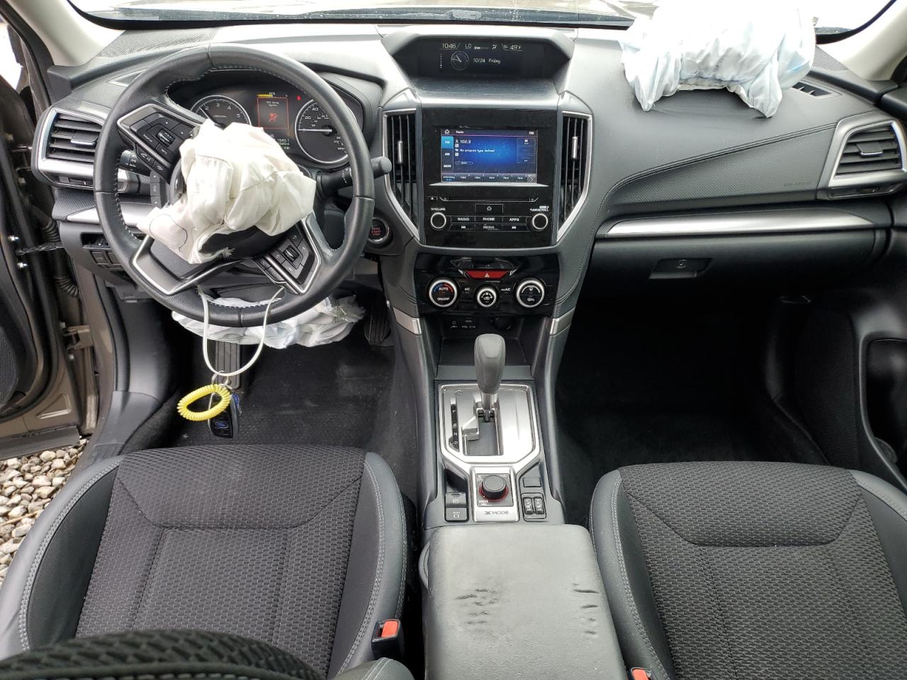 SUBARU FORESTER PREMIUM