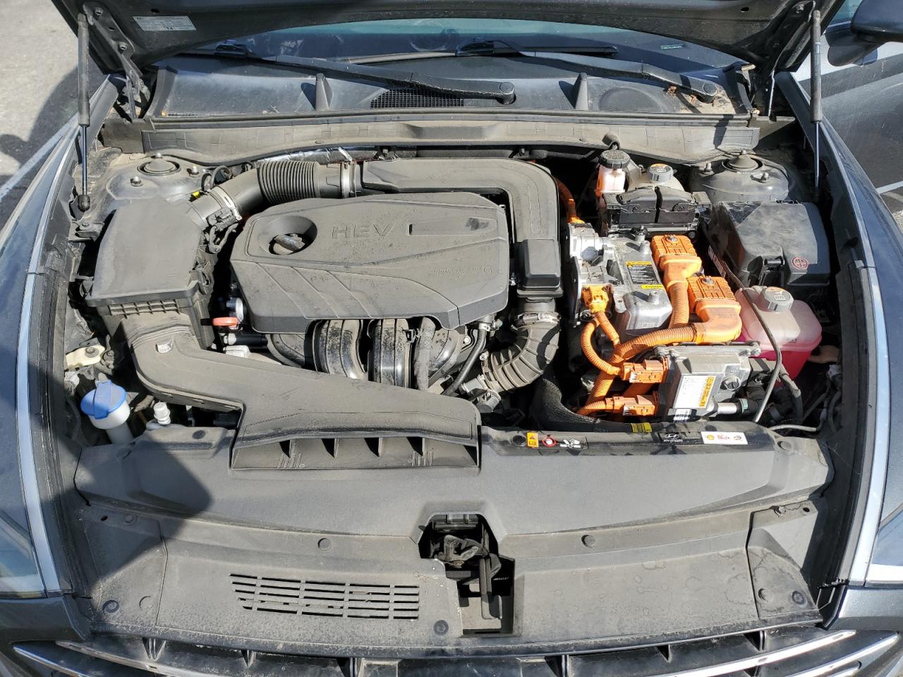 HYUNDAI SONATA HYBRID