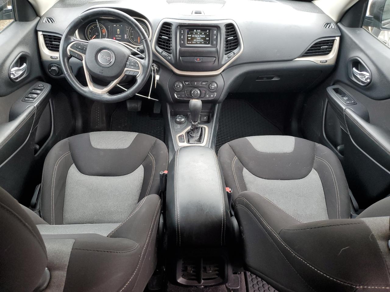 JEEP GRAND CHEROKEE SPORT