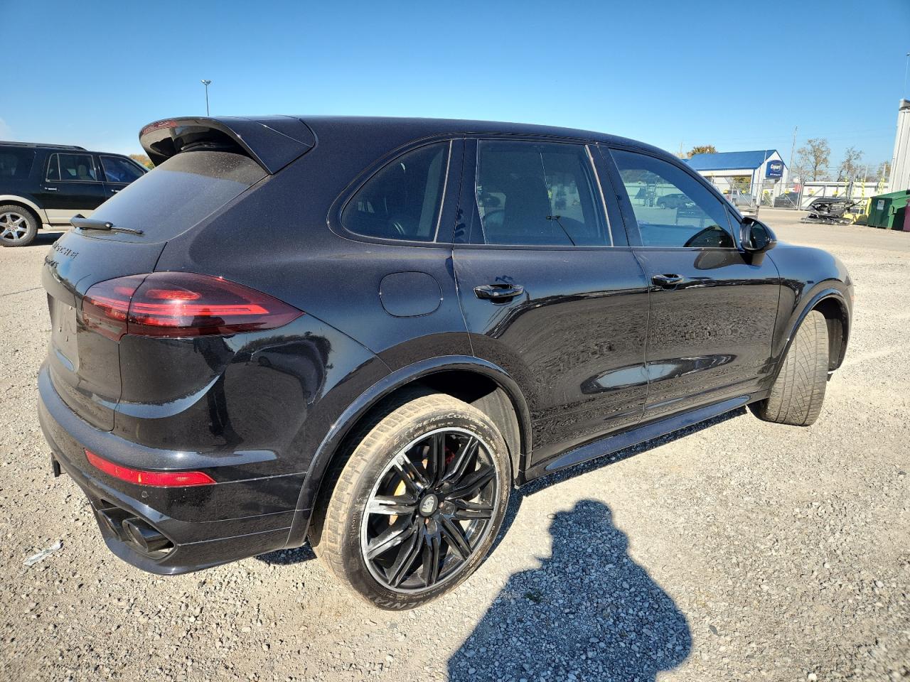 PORSCHE CAYENNE GTS