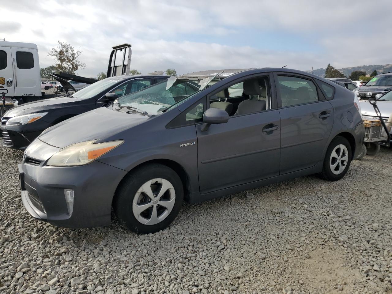 TOYOTA PRIUS