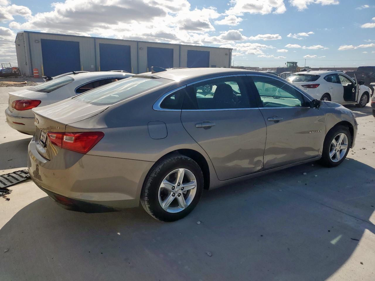 Lot #3318097374 2023 CHEVROLET MALIBU LT