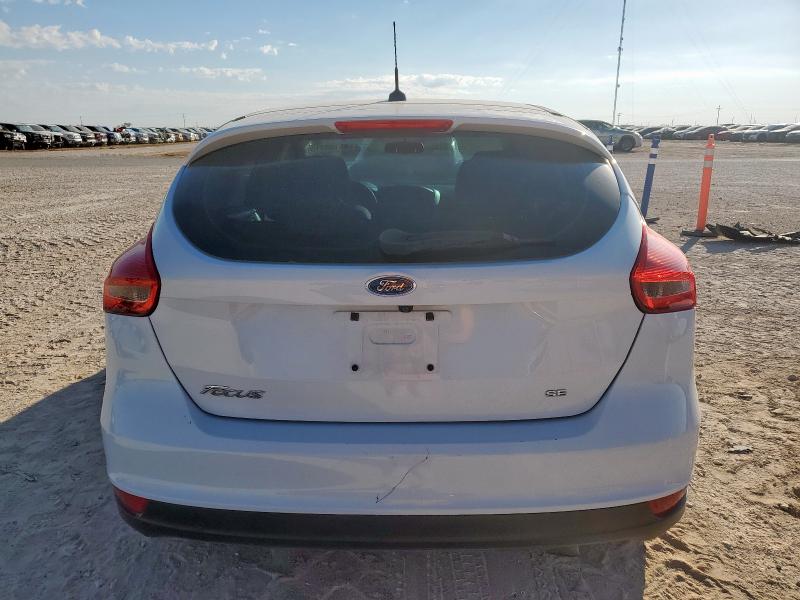 2018 FORD FOCUS SE - 1FADP3K23JL302479