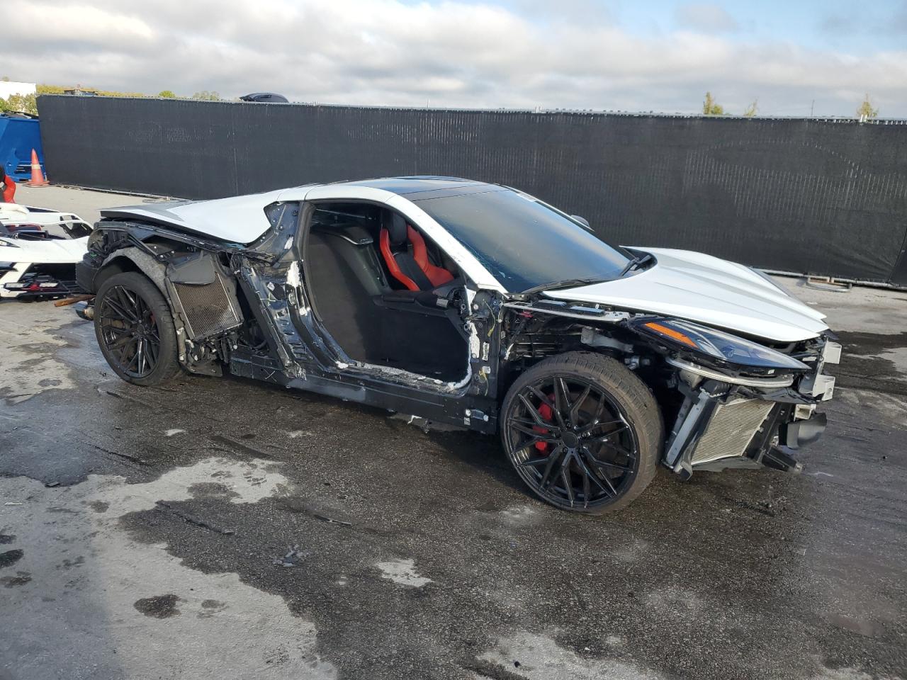 CHEVROLET CORVETTE STINGRAY 2LT