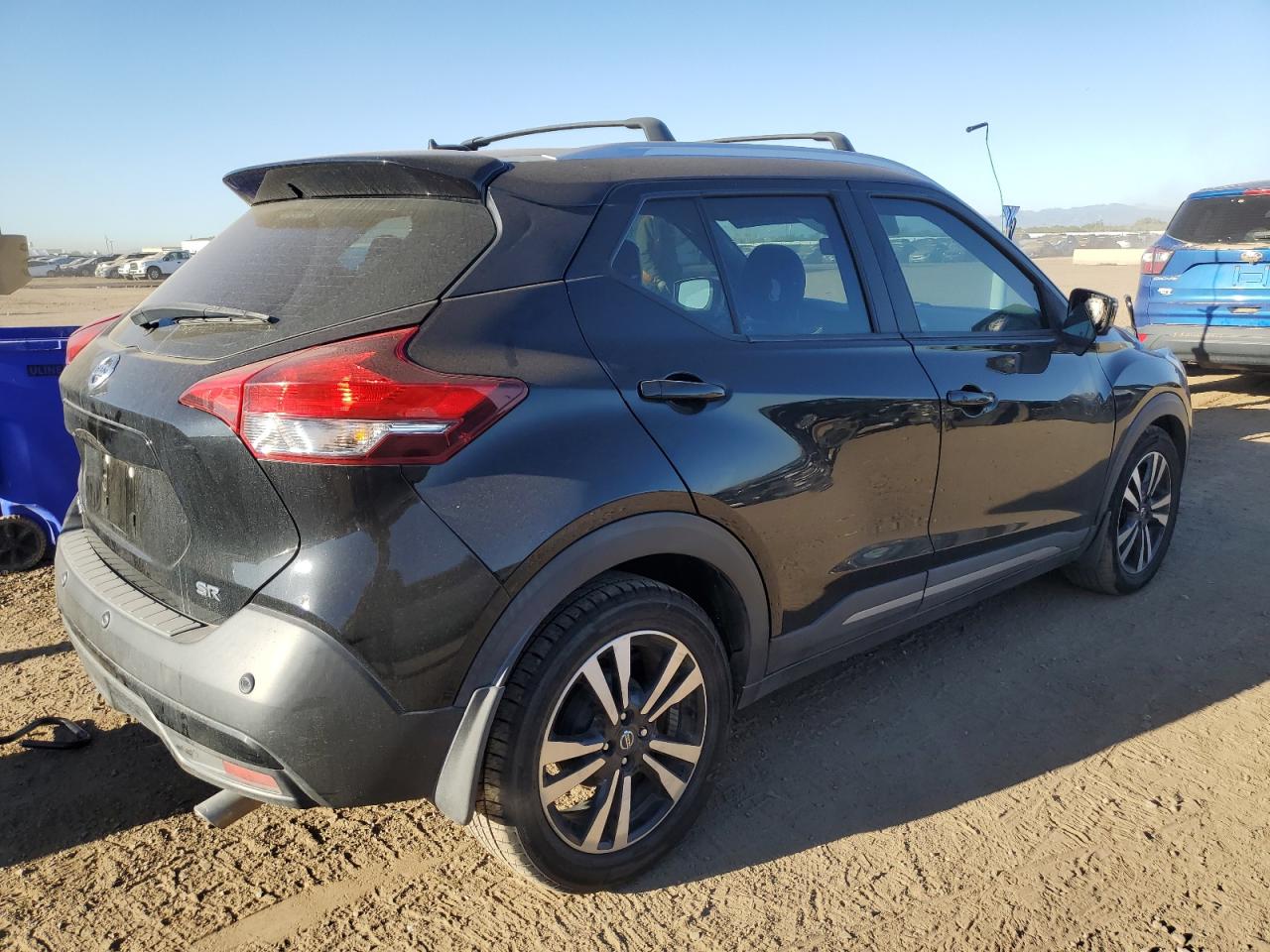 NISSAN KICKS SR