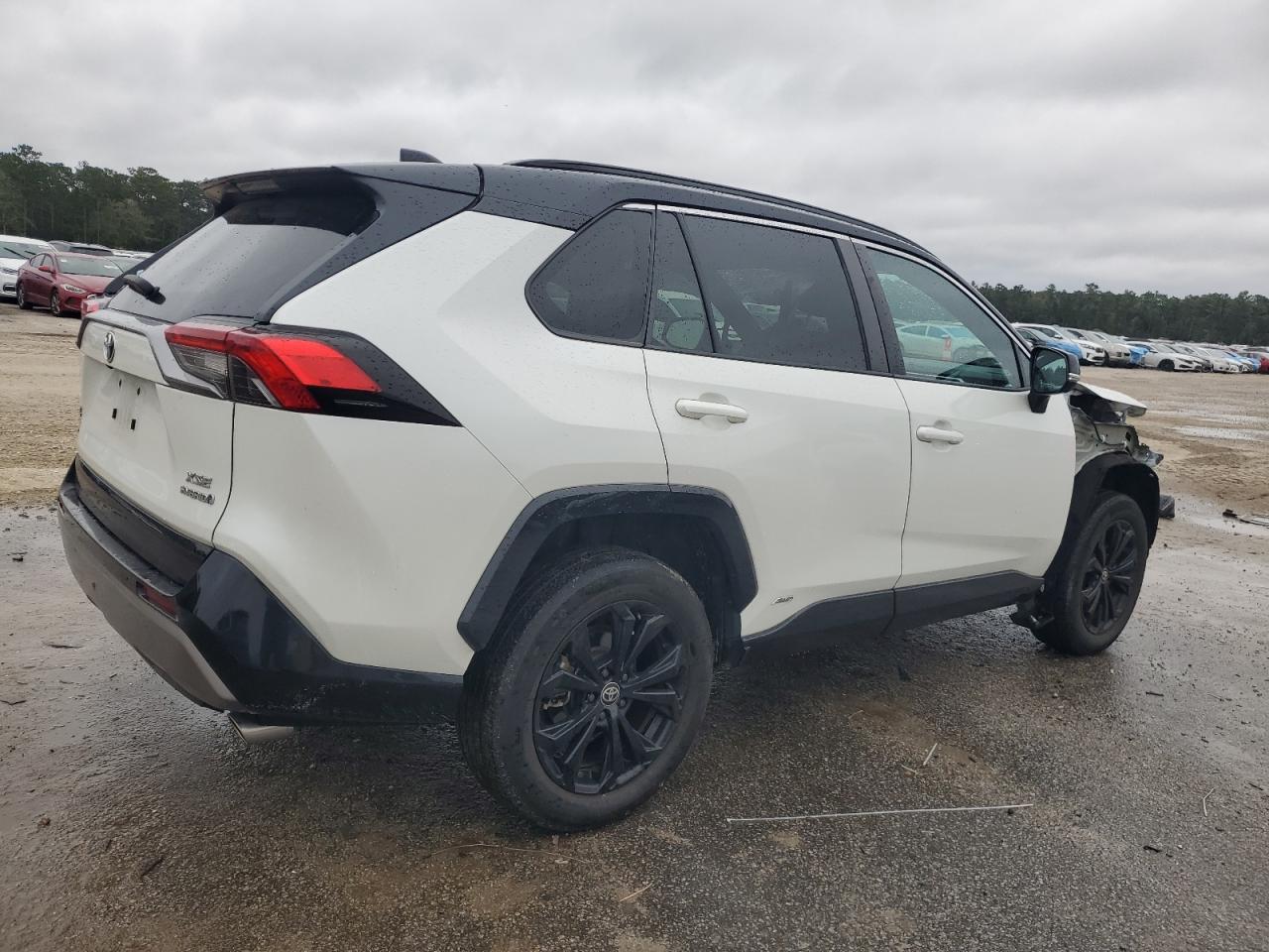 TOYOTA RAV4 XSE