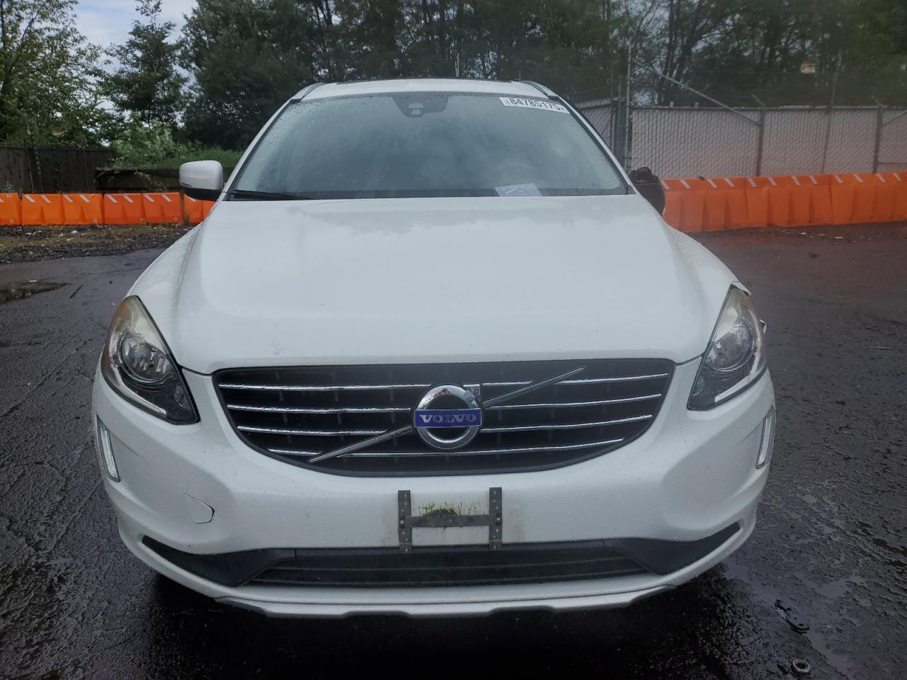 VOLVO XC60 T5 PREMIER