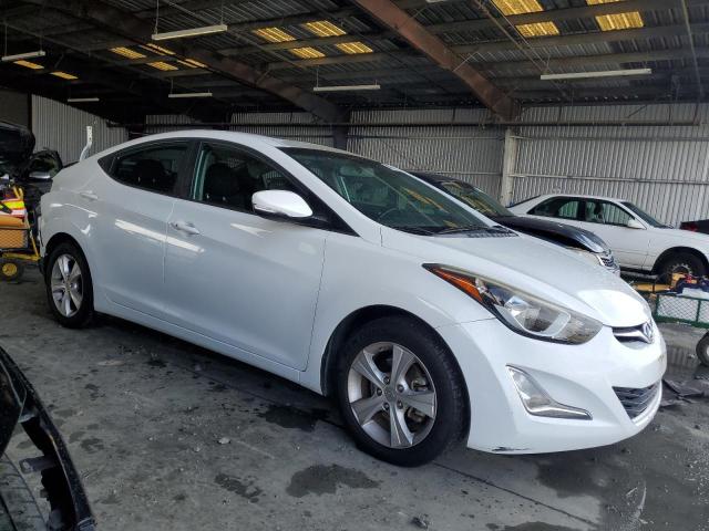 2016 HYUNDAI ELANTRA SE 5NPDH4AE3GH687824