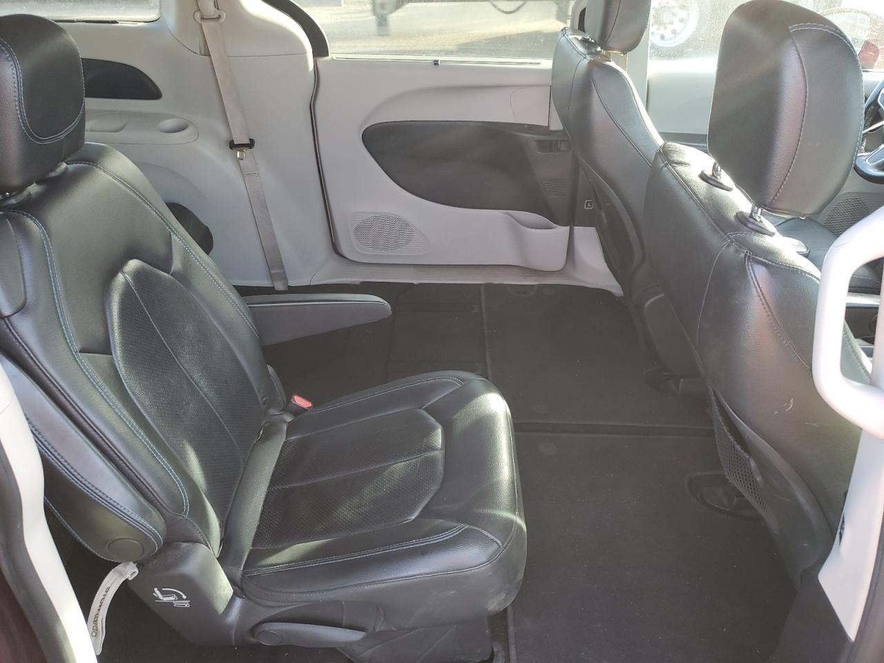 CHRYSLER PACIFICA TOURING L