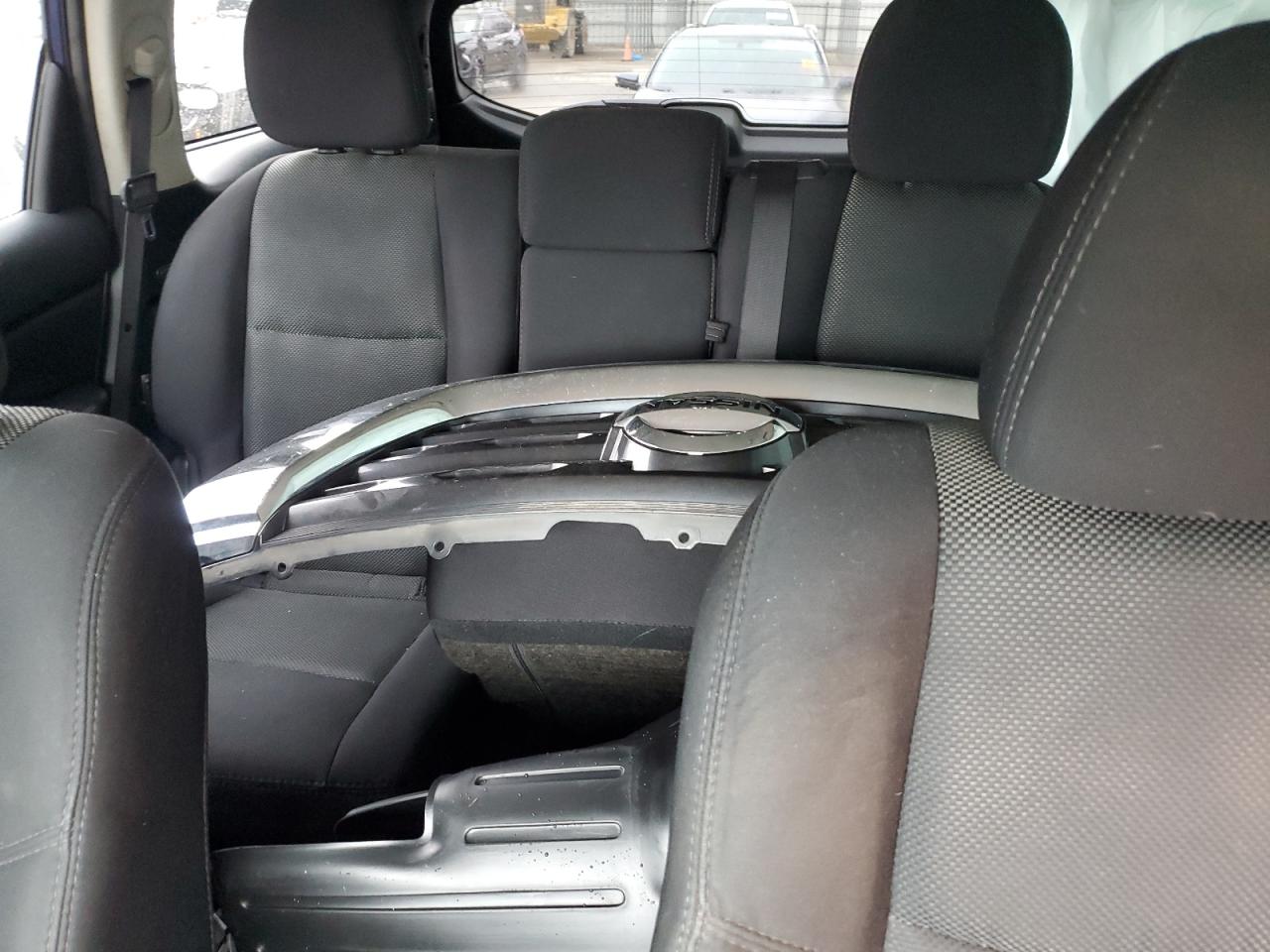 NISSAN PATHFINDER SV