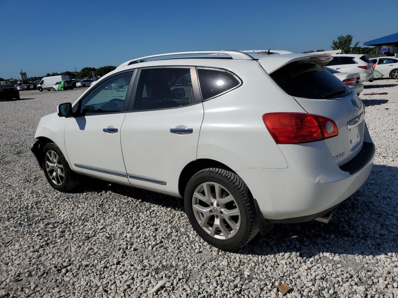 NISSAN ROGUE S