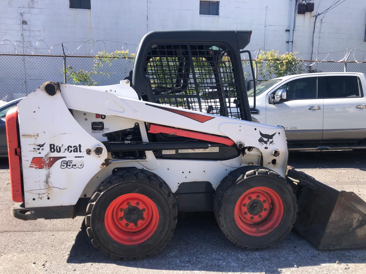 Lot #3269706267 2018 BOBCAT S550
