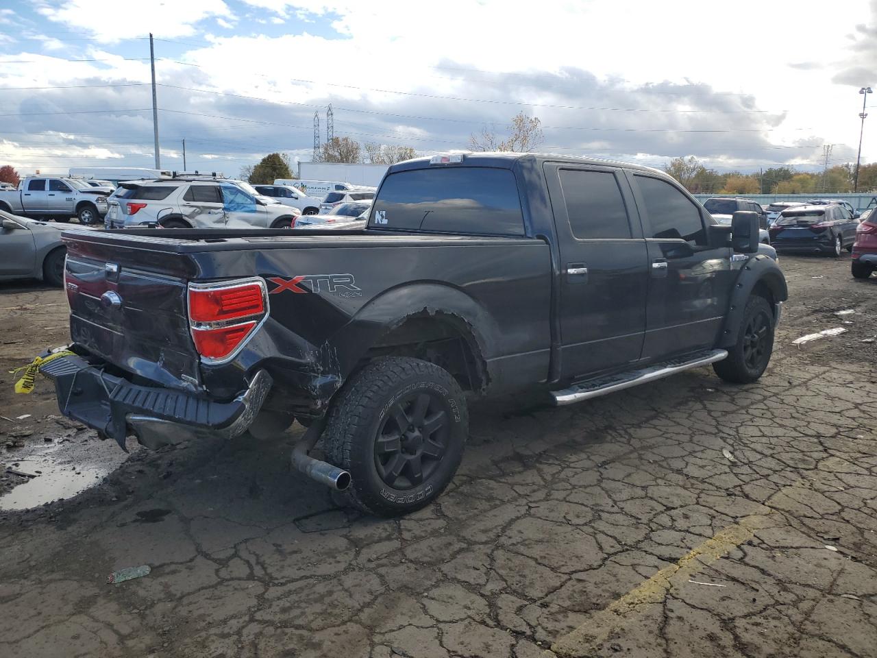 FORD F-150 SUPERCREW