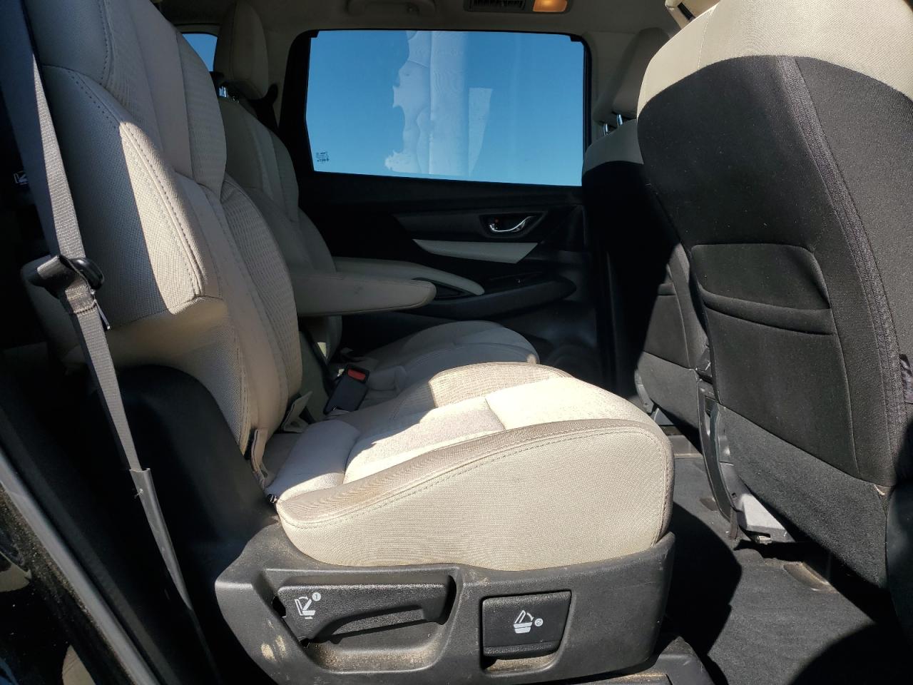 SUBARU ASCENT PREMIUM