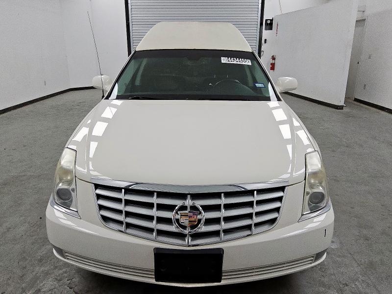 2011 CADILLAC PROFESSIONAL CHASSIS - 1GE7K9C65BU600027