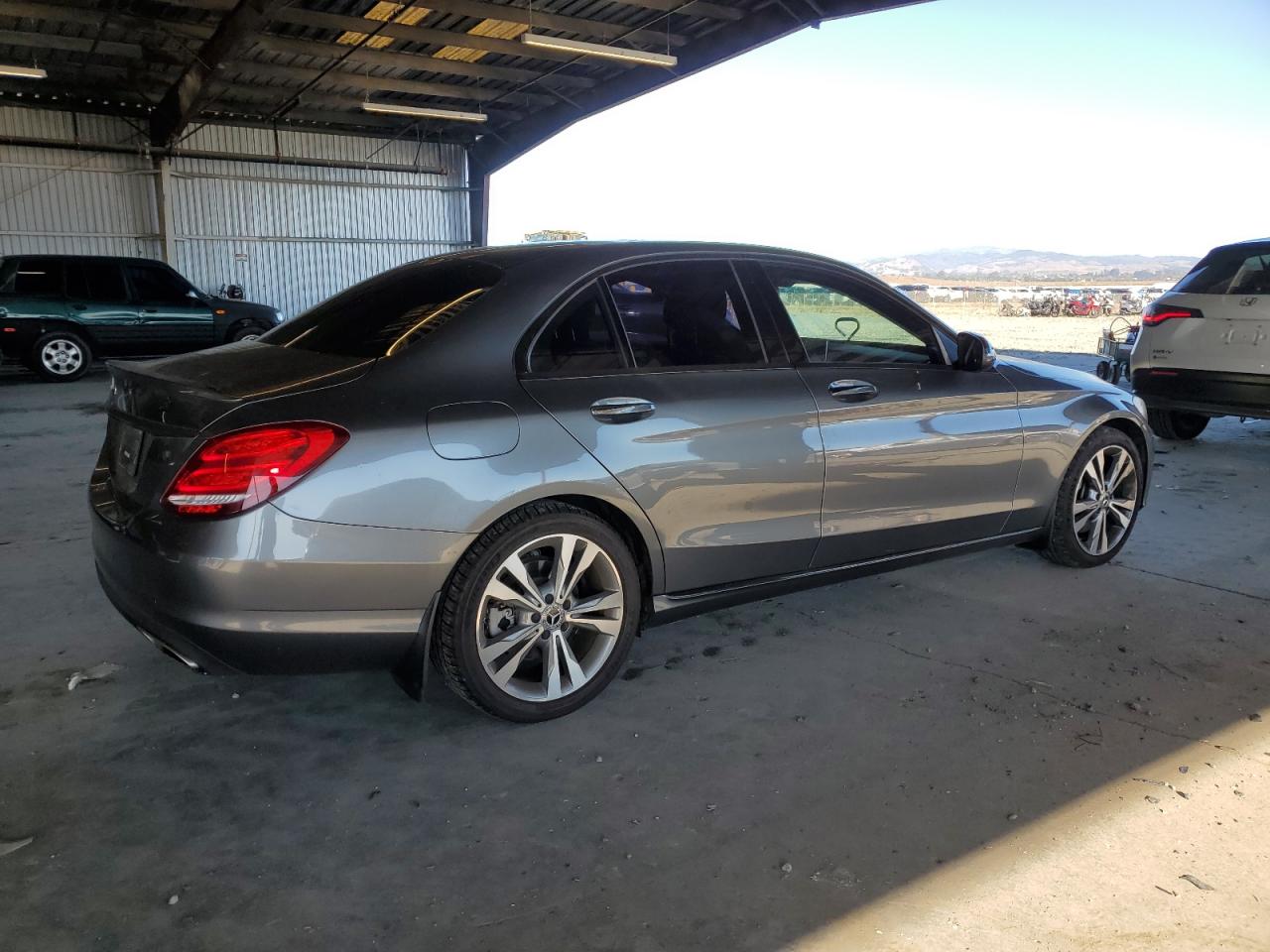 MERCEDES-BENZ C-CLASS 300