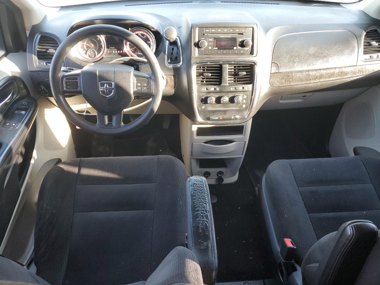 DODGE GRAND CARAVAN SE