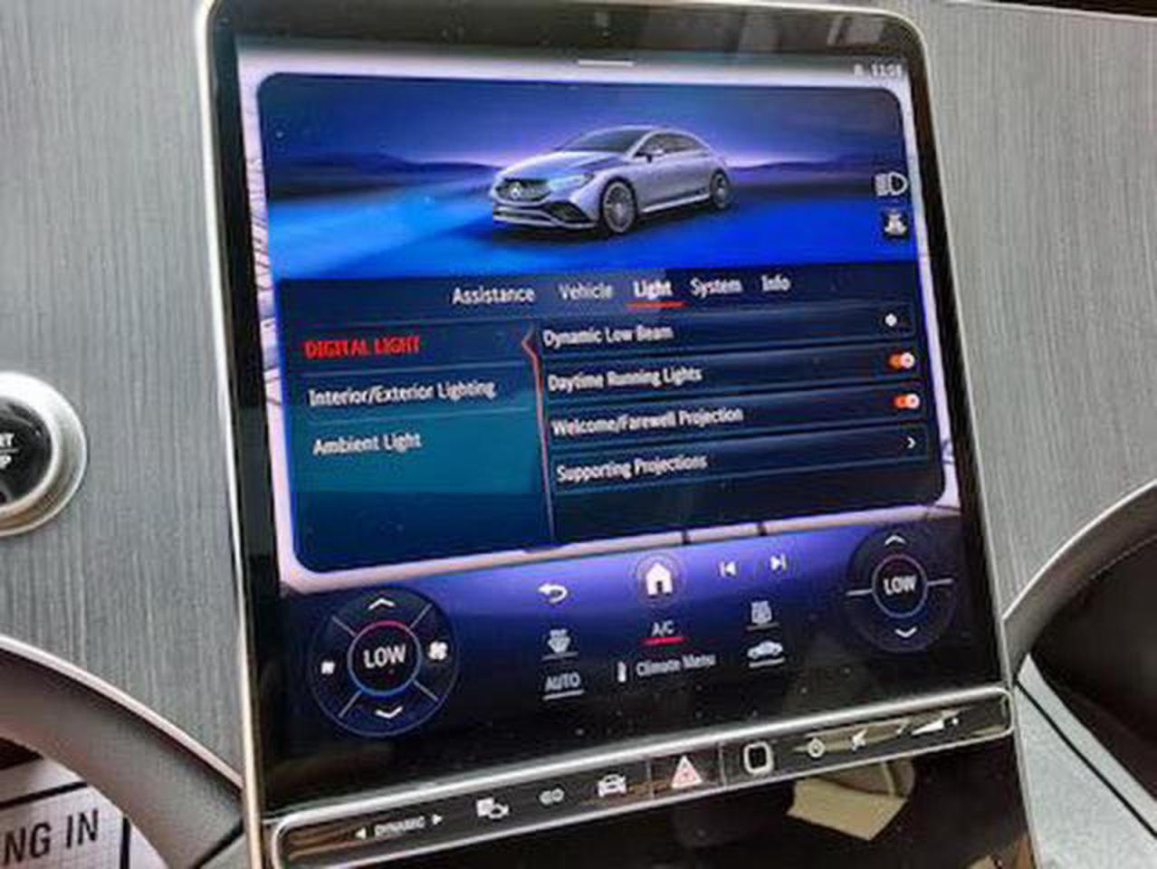 MERCEDES-BENZ EQE 350 4MATIC