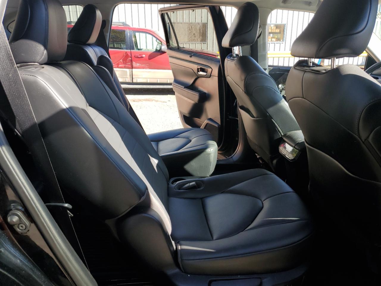 TOYOTA HIGHLANDER XLE