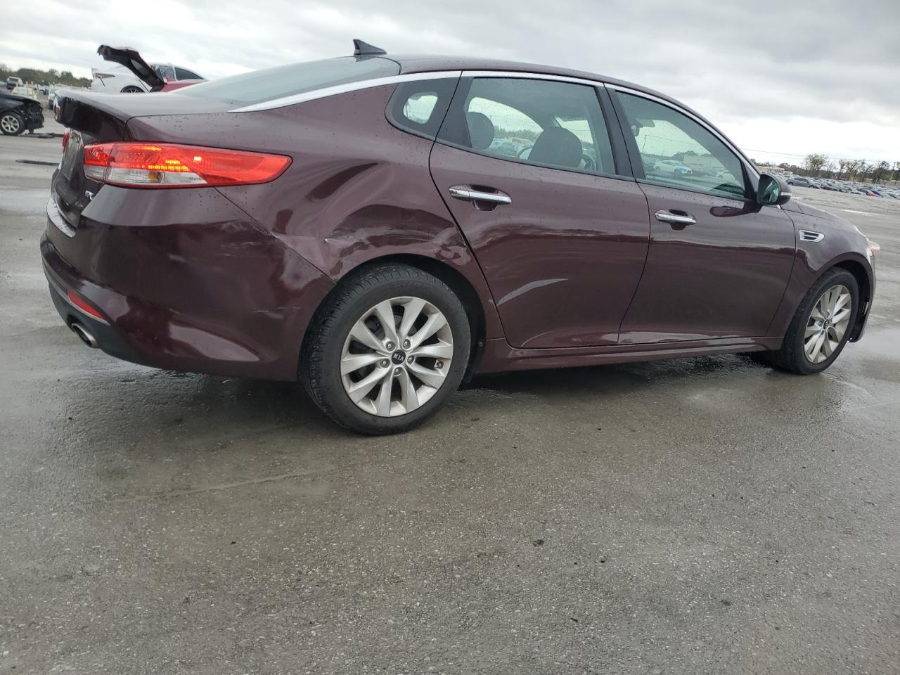 Lot #3316080218 2017 KIA OPTIMA EX