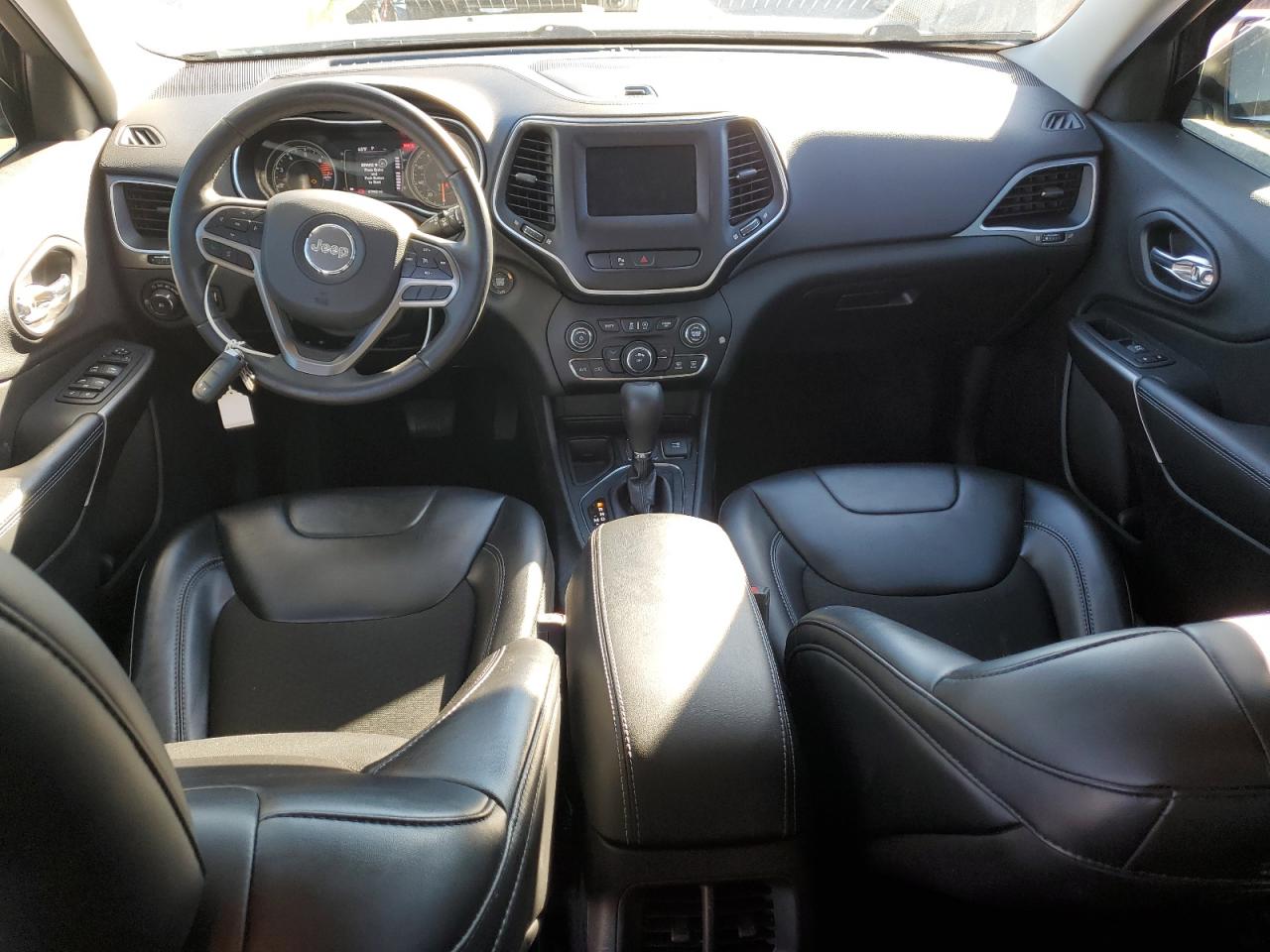 JEEP GRAND CHEROKEE LATITUDE PLUS