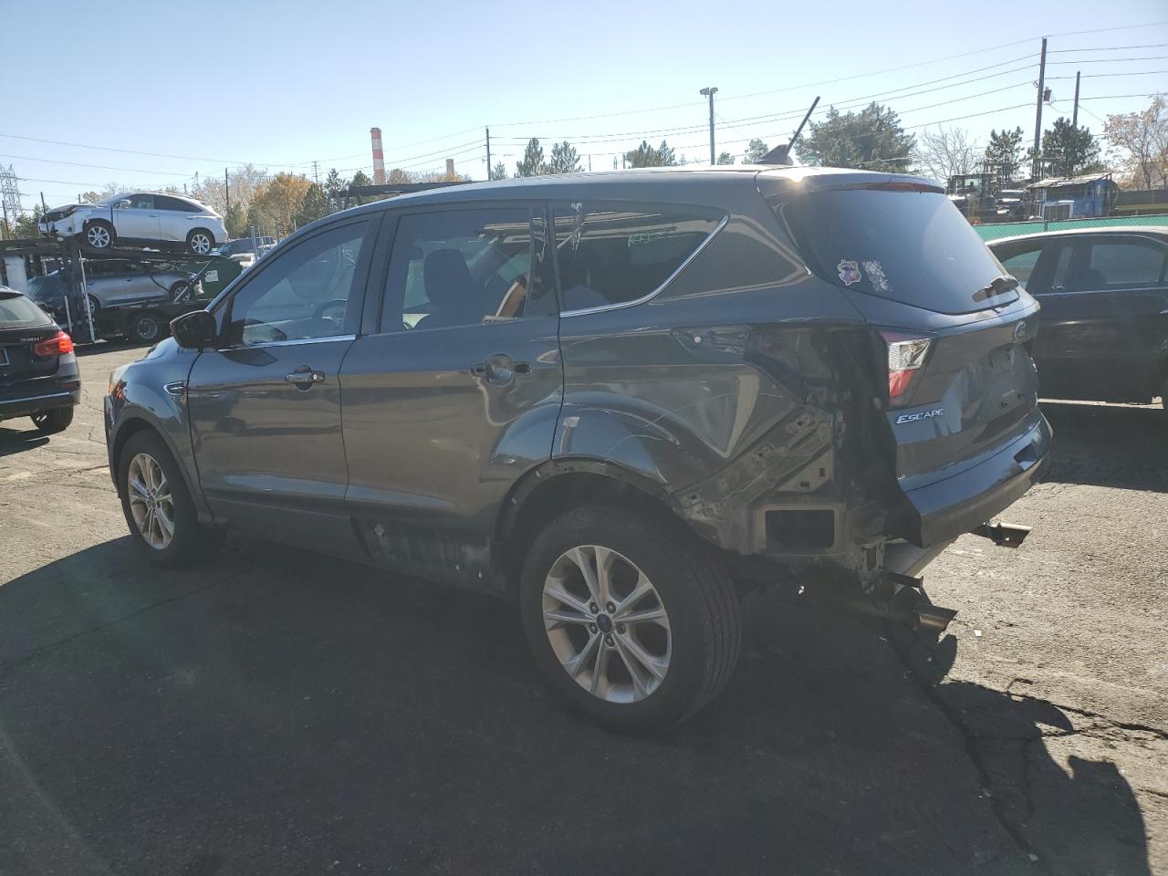 FORD ESCAPE SE