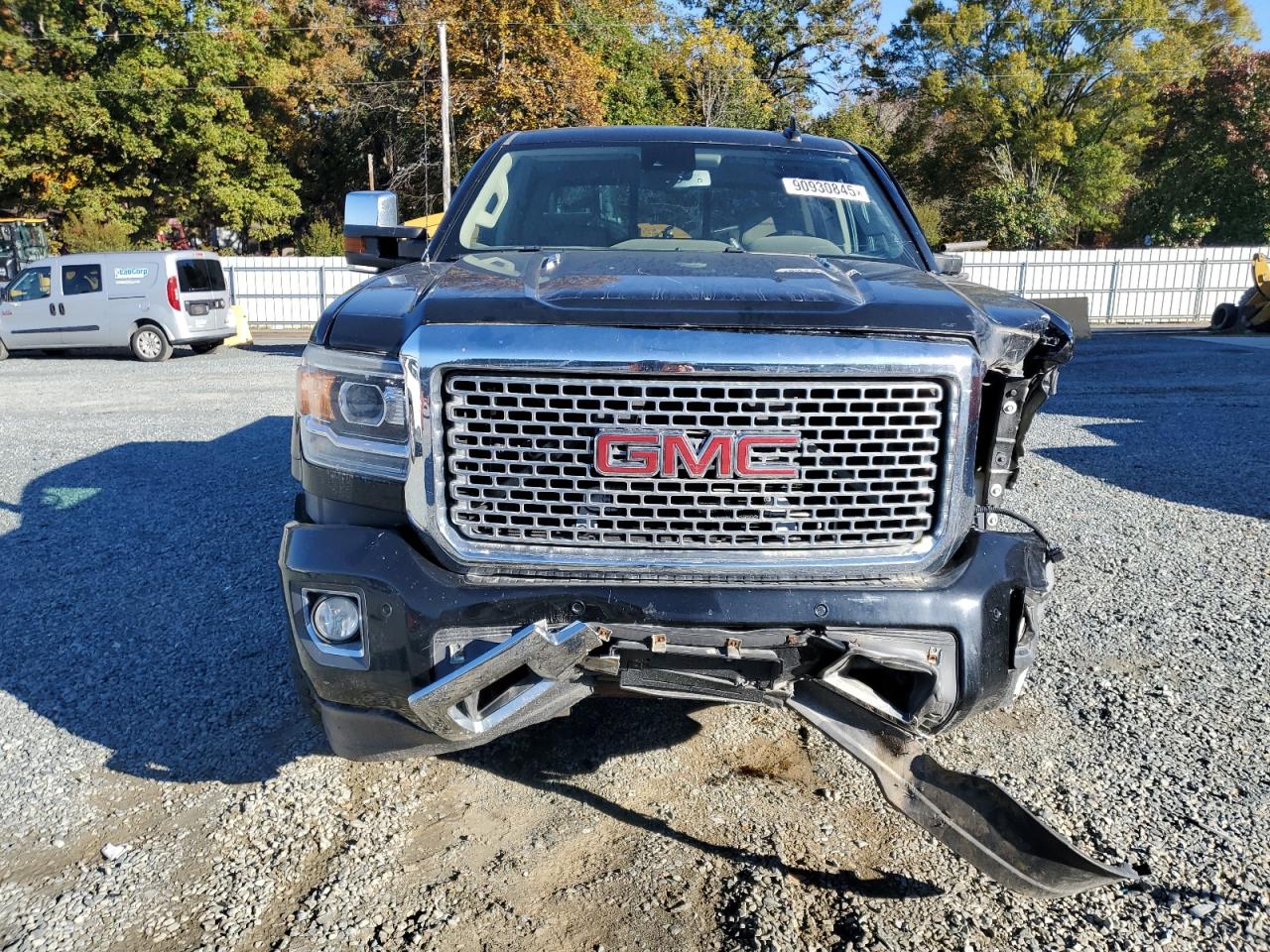 GMC SIERRA K2500 DENALI