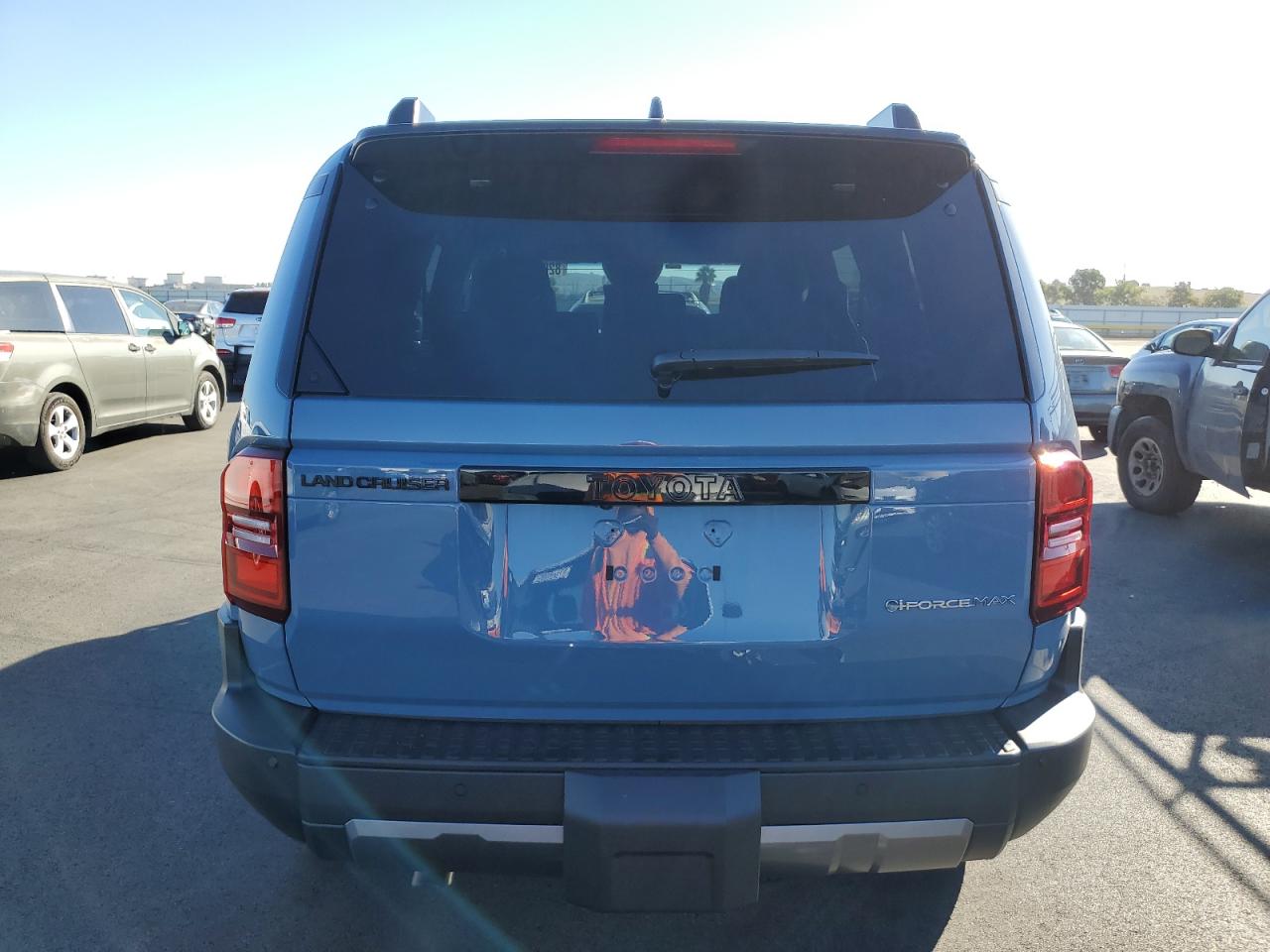 TOYOTA LAND CRUISER BASE