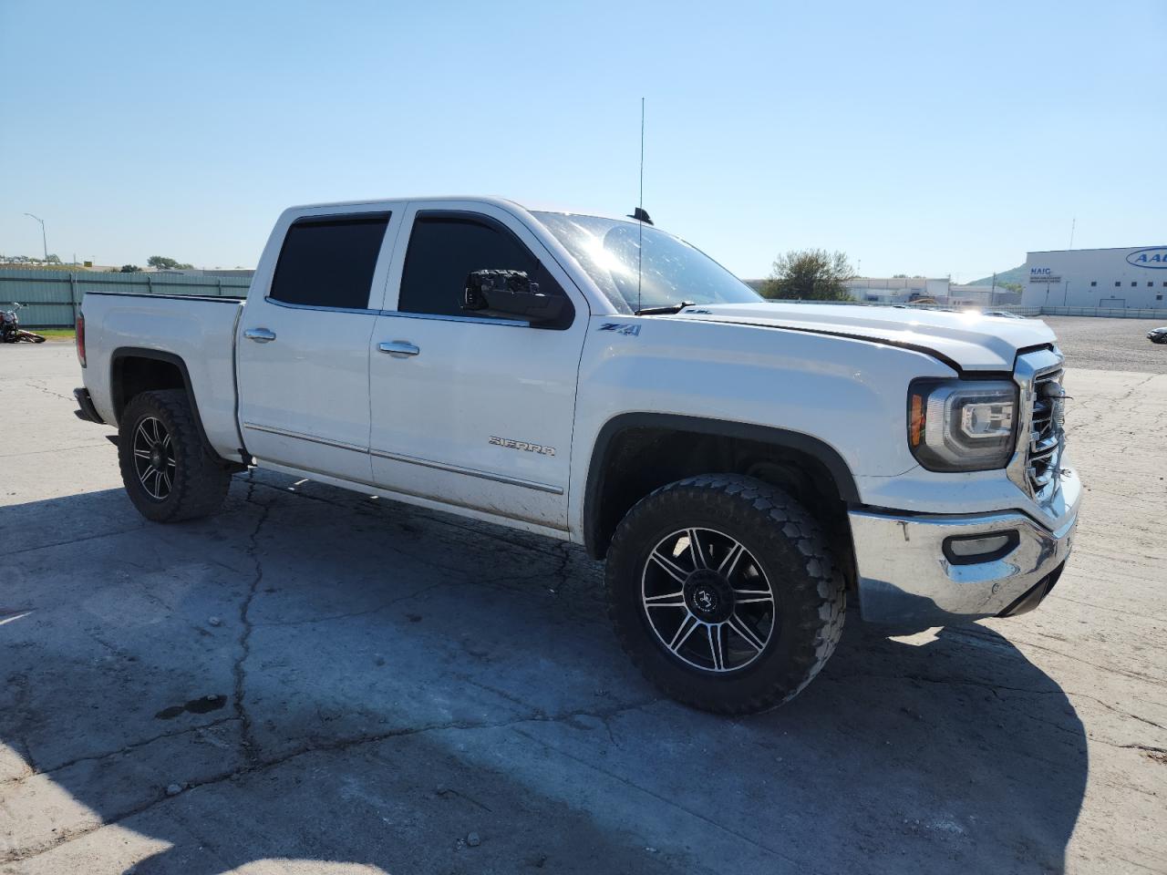 GMC SIERRA K1500 SLT
