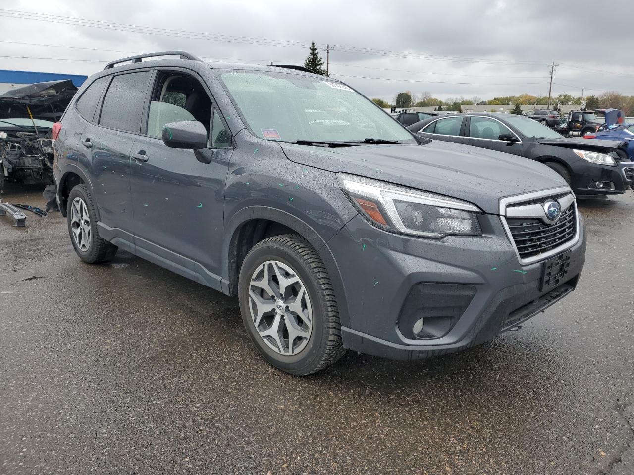 SUBARU FORESTER PREMIUM