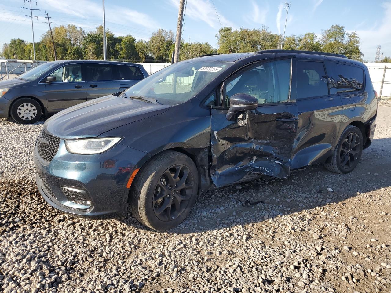 Lot #3316718419 2022 CHRYSLER PACIFICA L