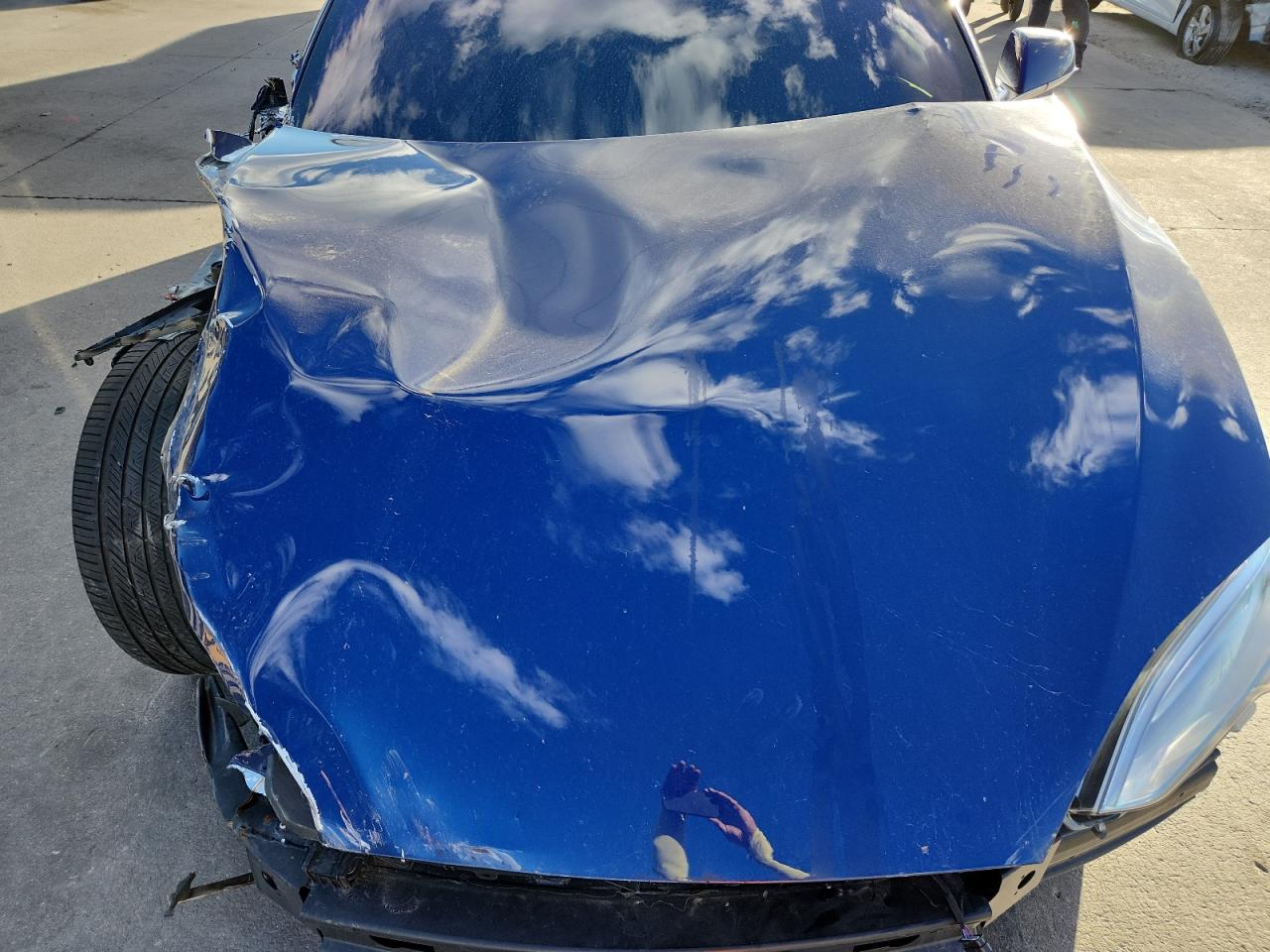 TESLA MODEL S