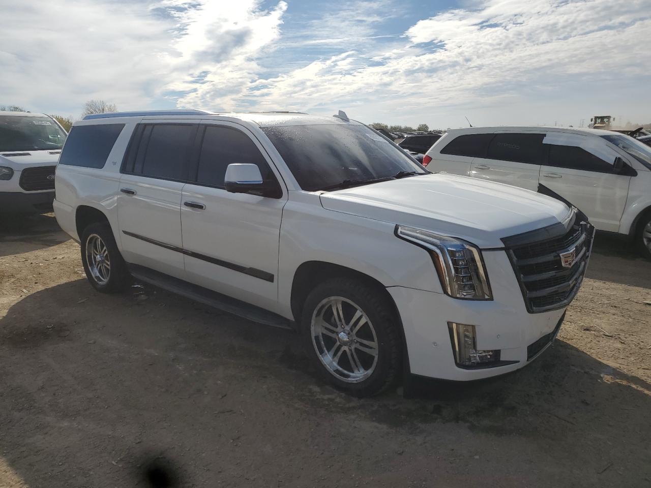 CADILLAC ESCALADE ESV LUXURY