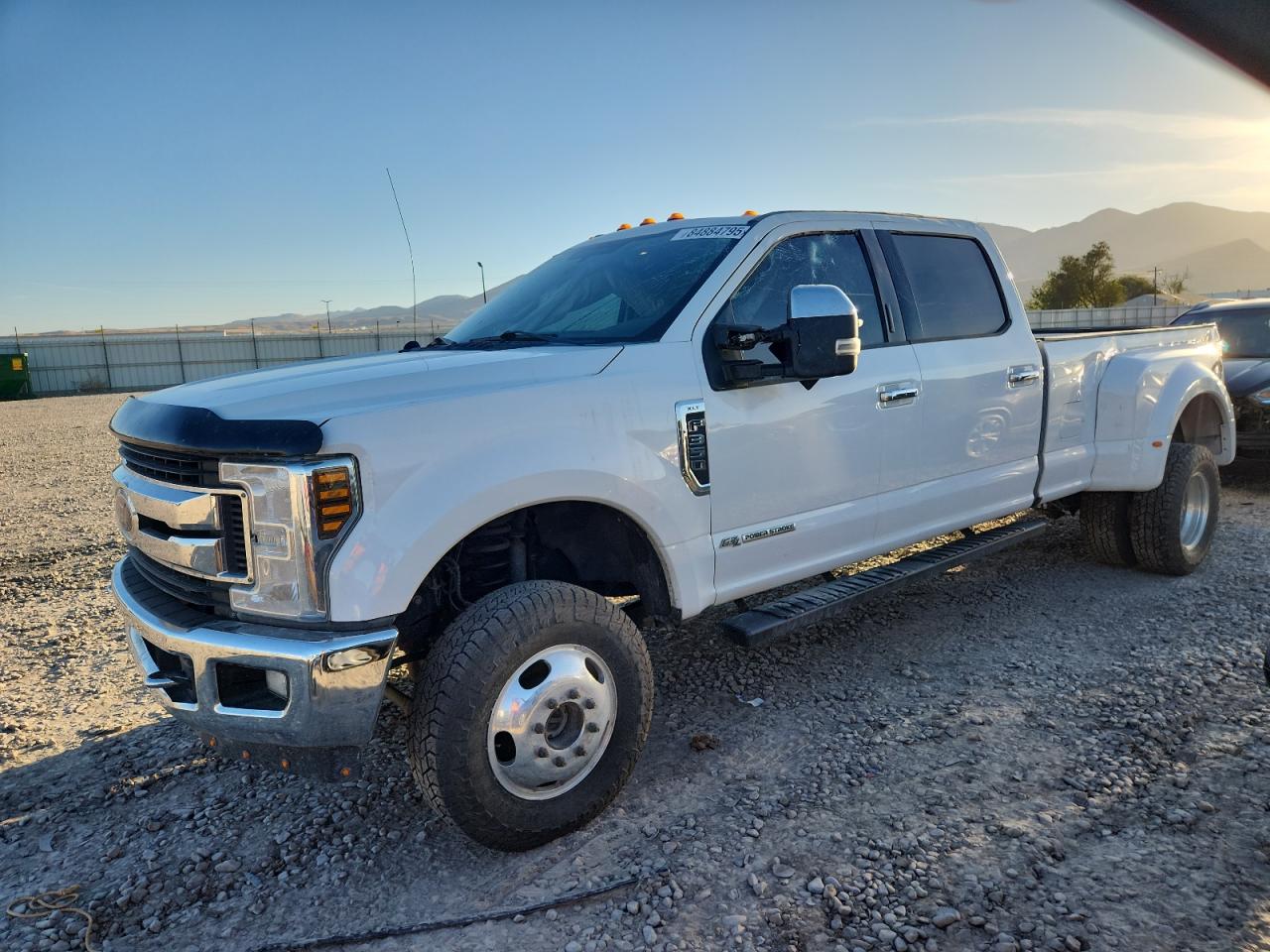 FORD F-350 SUPER DUTY