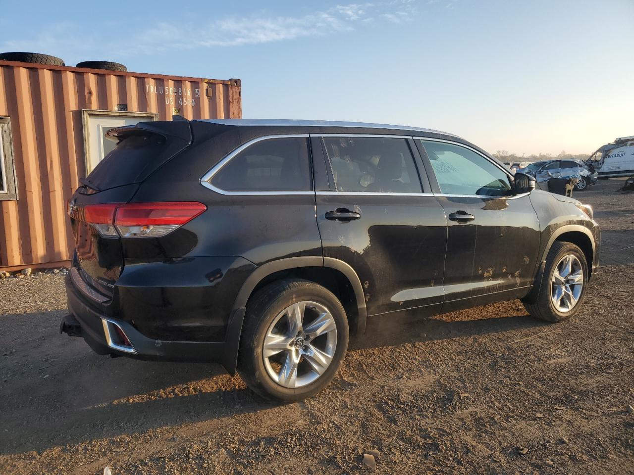 TOYOTA HIGHLANDER LIMITED