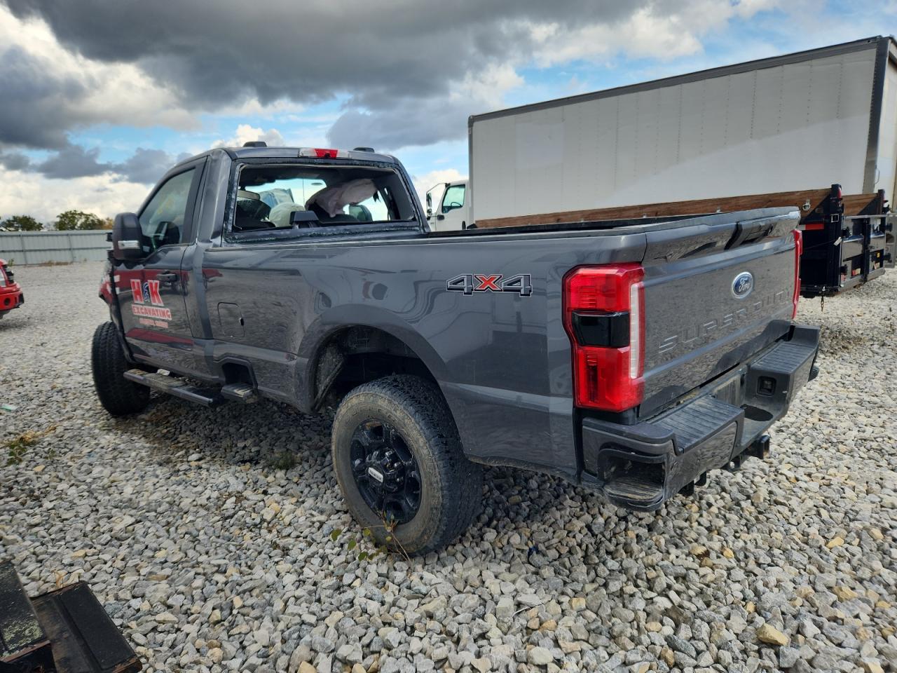 FORD F-350 SUPER DUTY