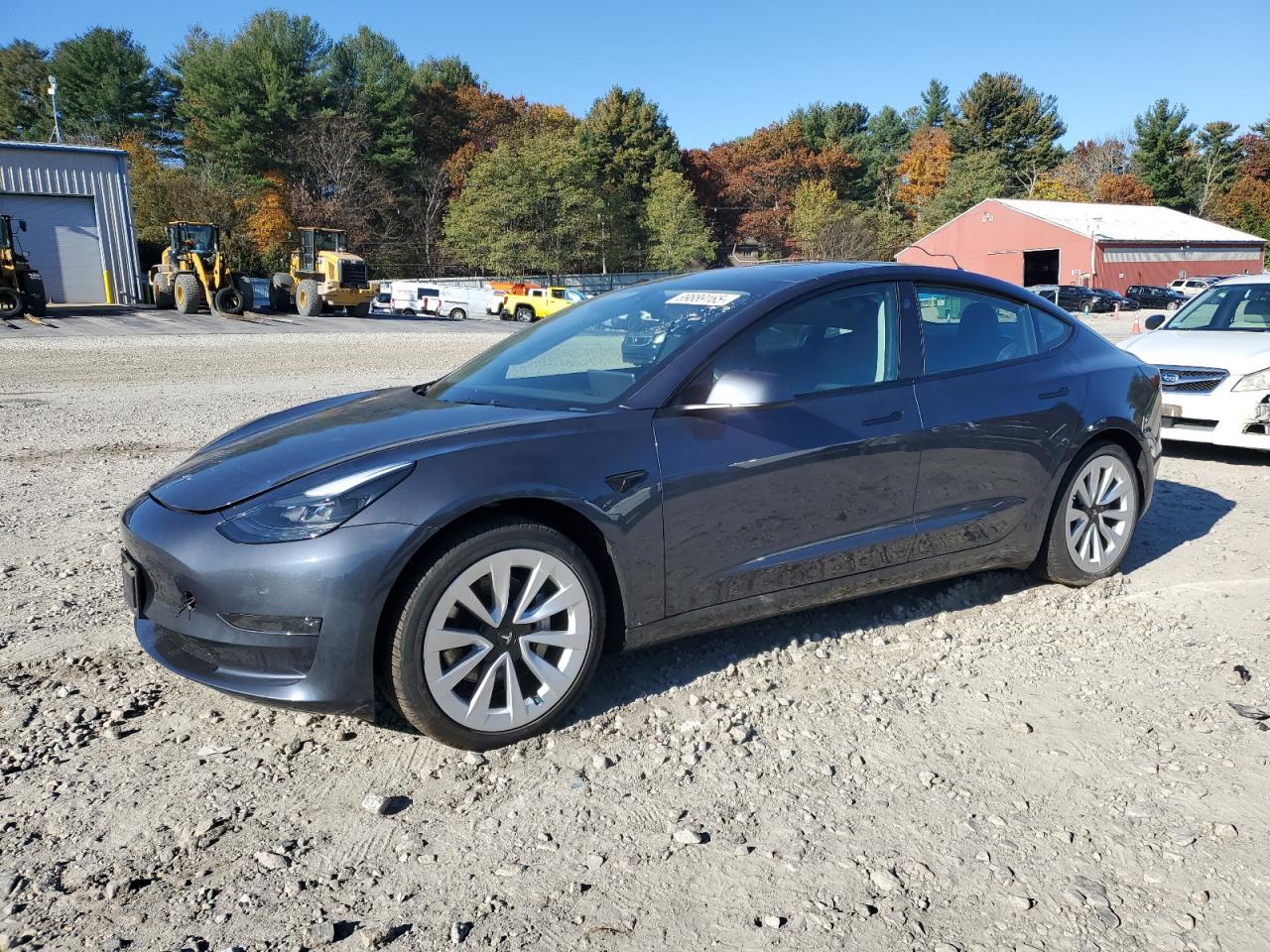 TESLA MODEL 3