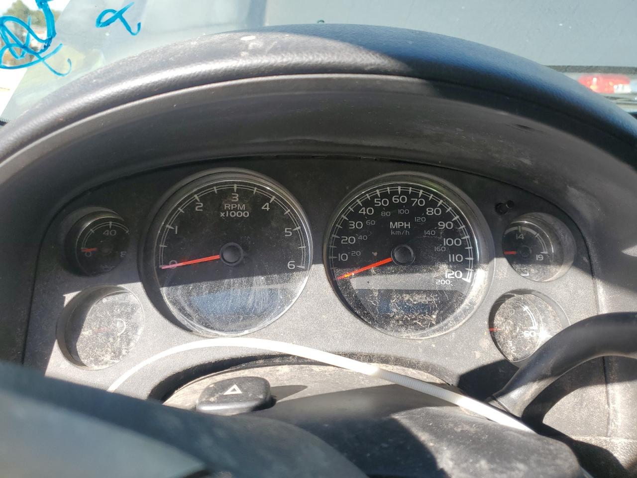 CHEVROLET SUBURBAN C1500 LS