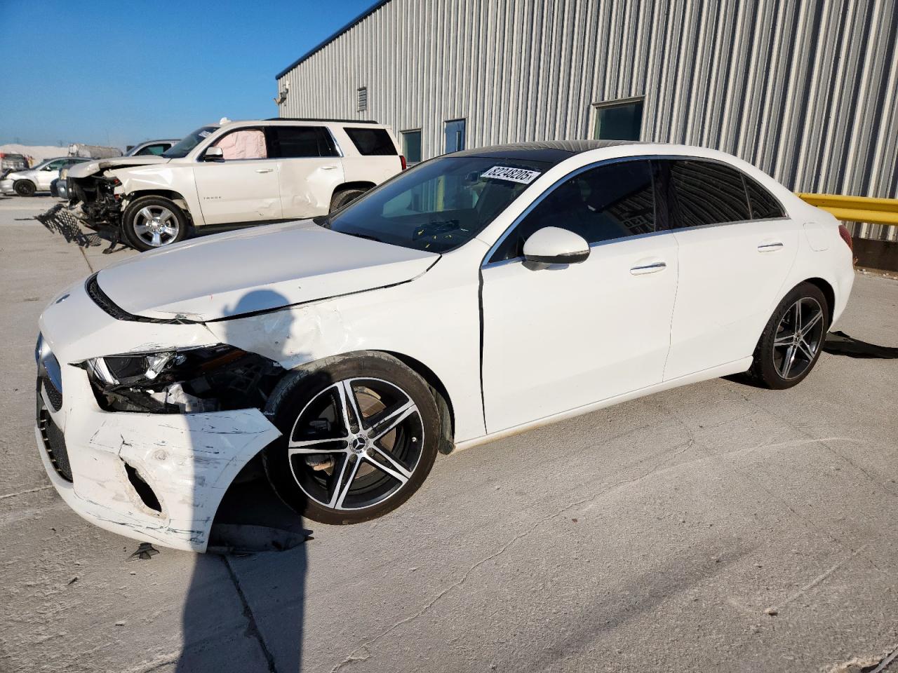 MERCEDES-BENZ A-CLASS 220