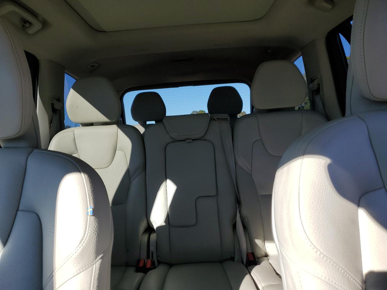 VOLVO XC90 T6 MOMENTUM