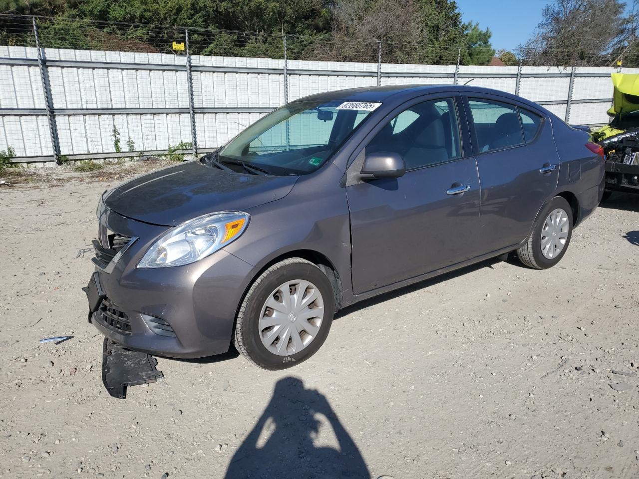 NISSAN VERSA S