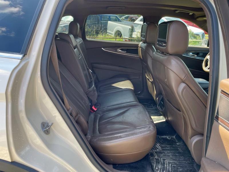 2016 LINCOLN MKX RESERV 2LMTJ8LP2GBL31379