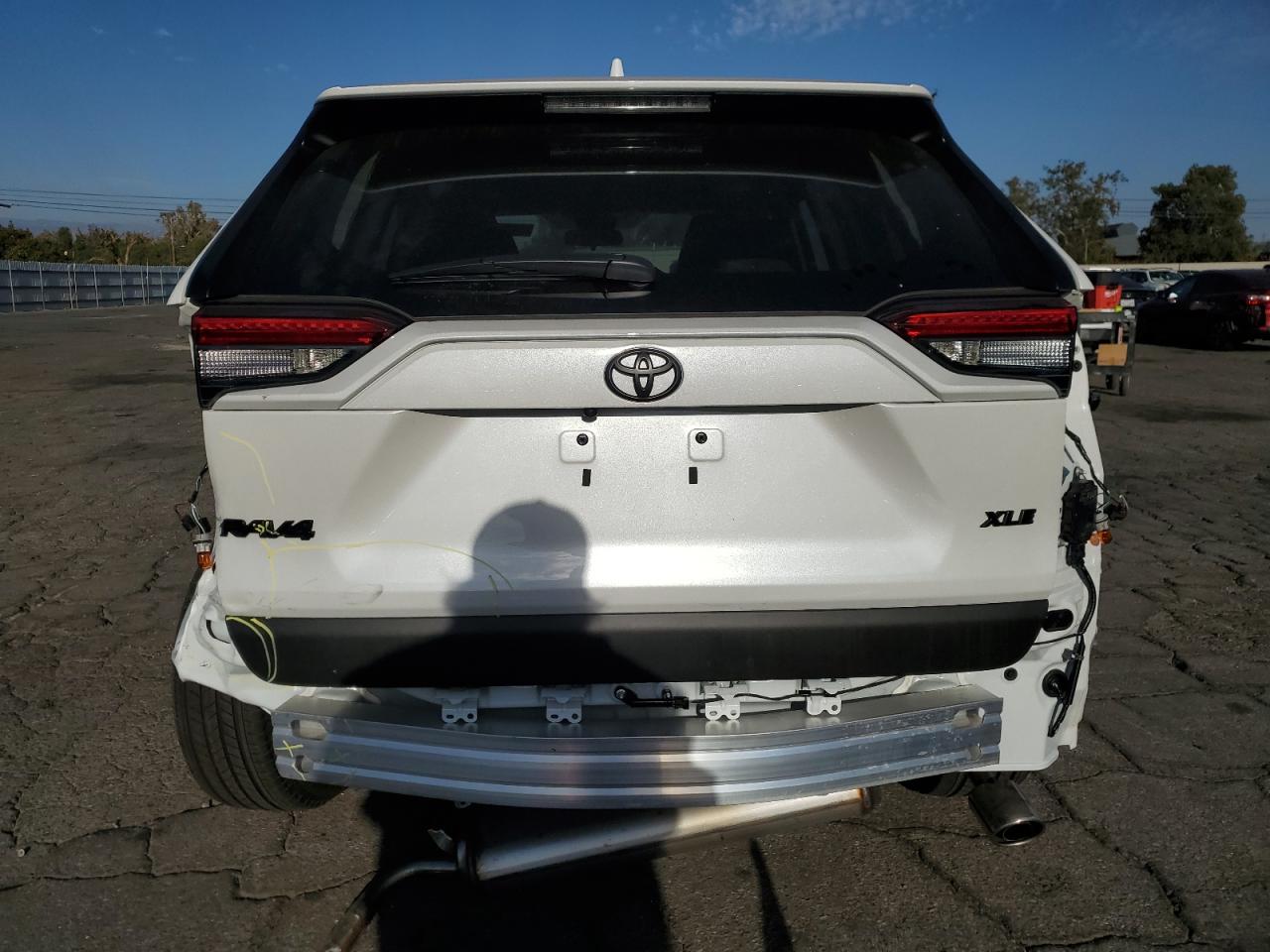 TOYOTA RAV4 XLE PREMIUM