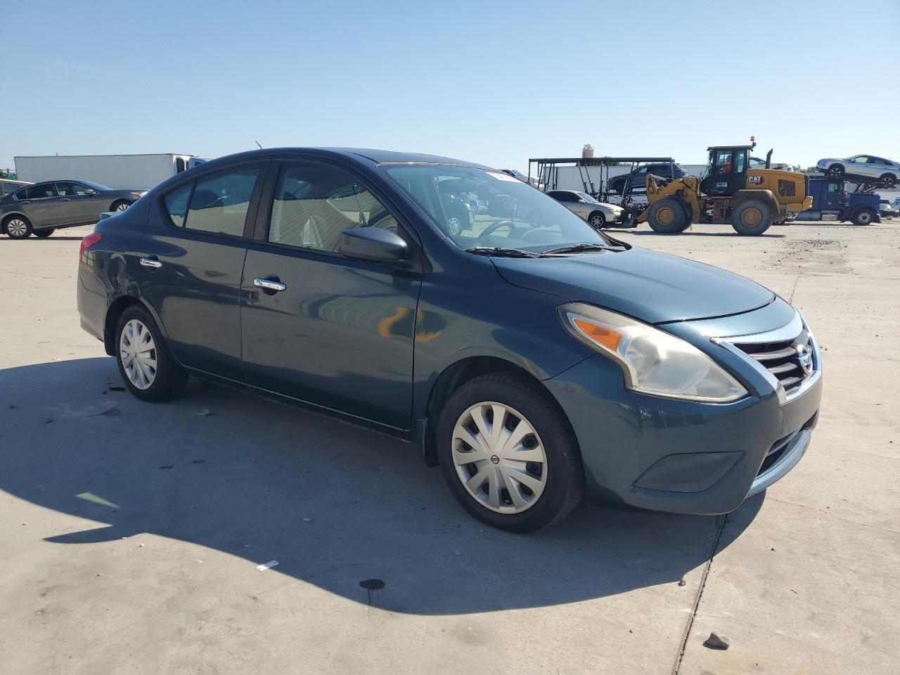NISSAN VERSA S