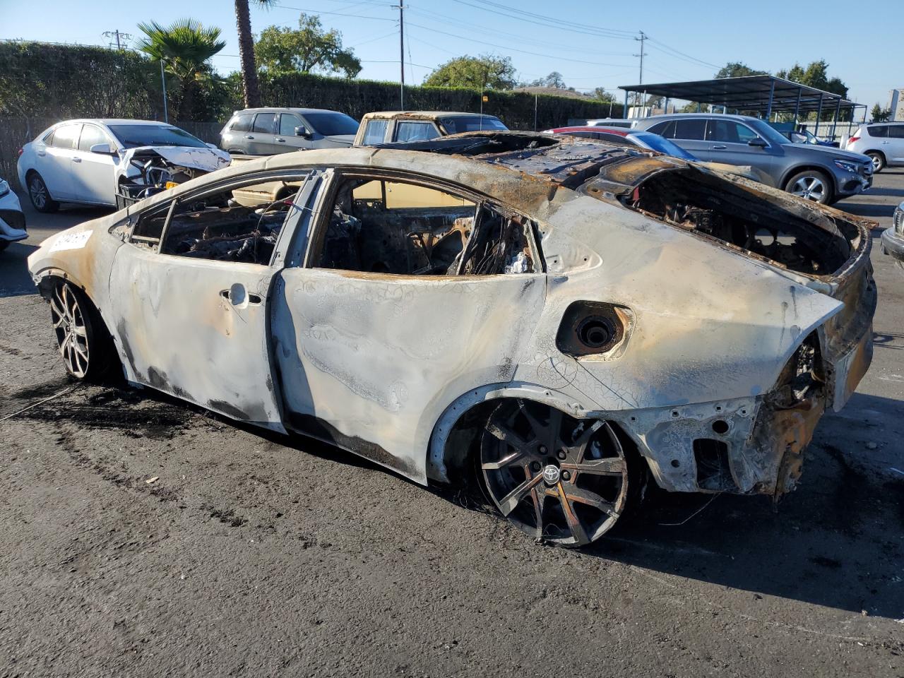 TOYOTA PRIUS PRIME SE