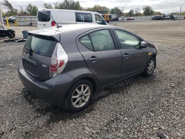 2013 TOYOTA PRIUS C - JTDKDTB37D1052747