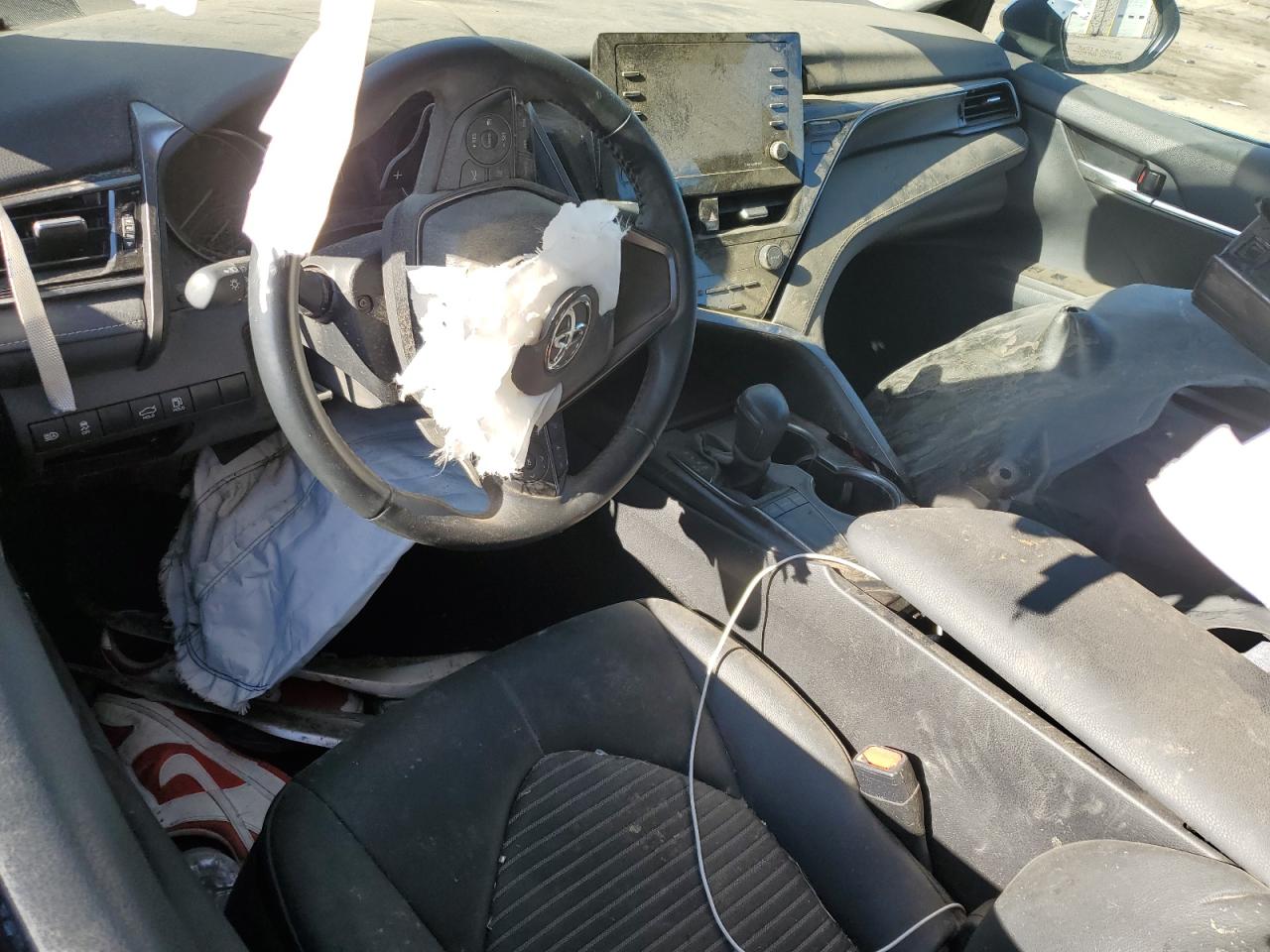 TOYOTA CAMRY SE NIGHT SHADE