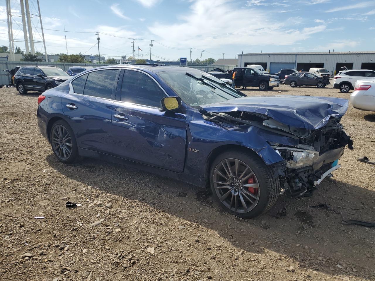 INFINITI Q50 RED SPORT 400