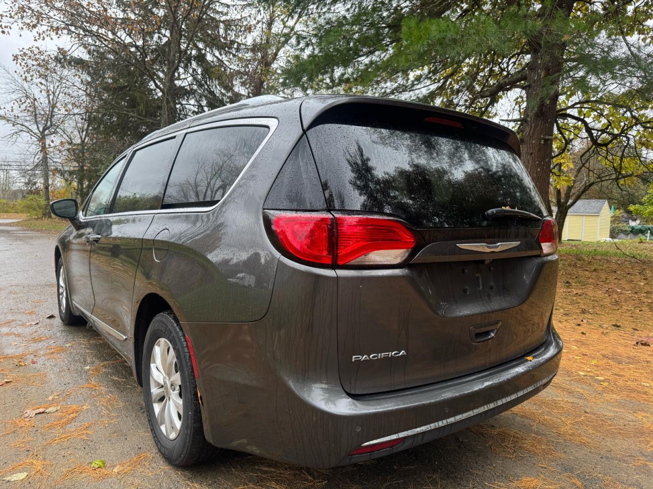 CHRYSLER PACIFICA TOURING L