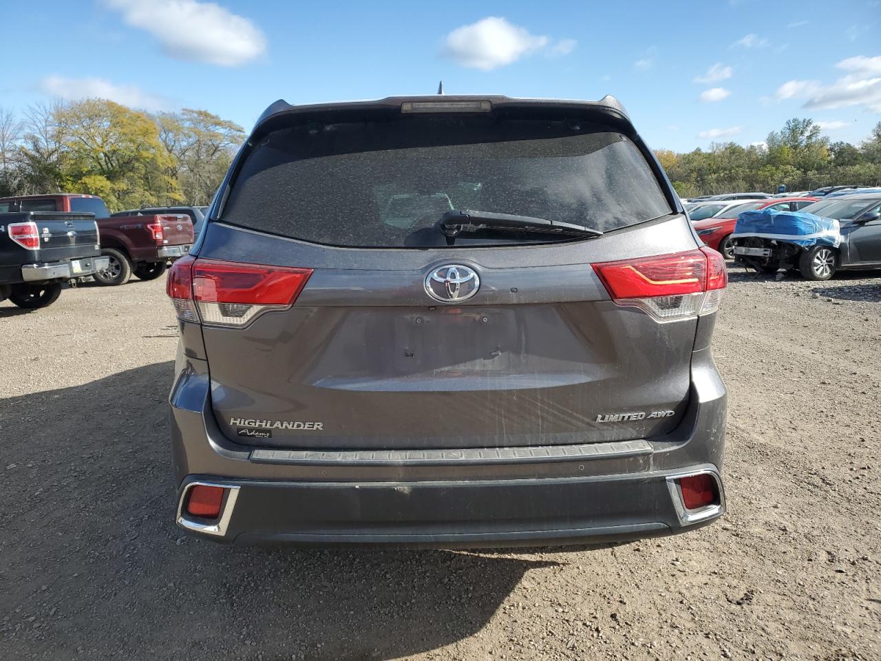 TOYOTA HIGHLANDER LIMITED